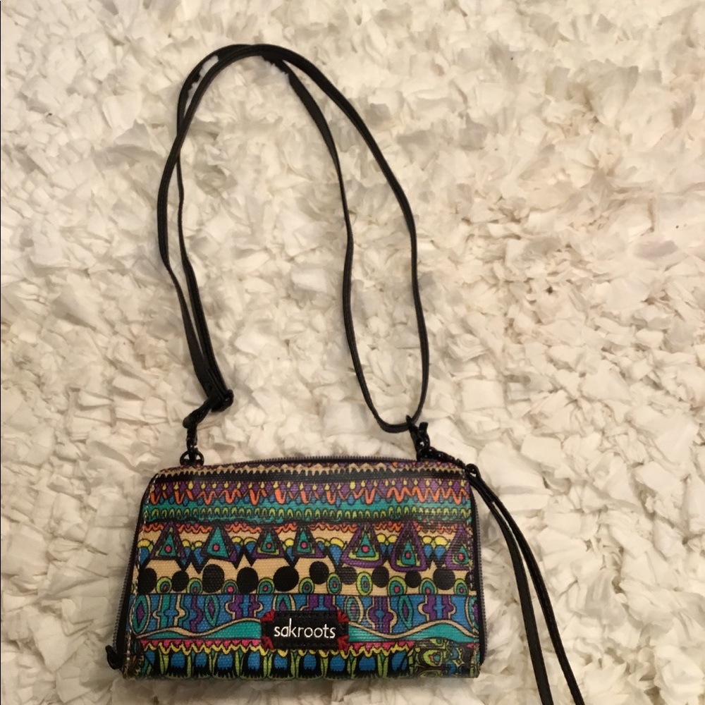 Sakroots crossbody wallet
